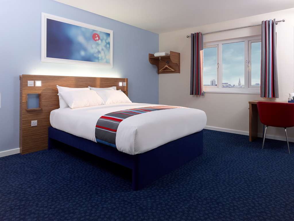 Travelodge Caerphilly Zimmer foto